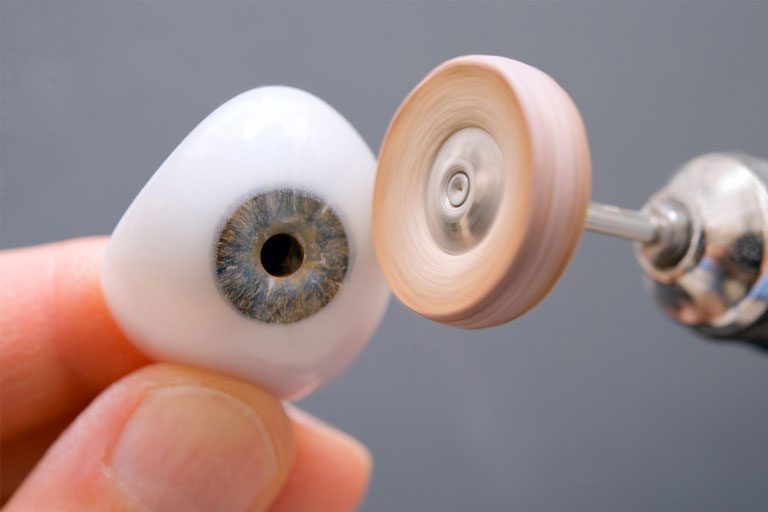 _Prosthetic_Eyes